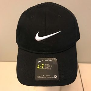 Nike Hat Adjustable Color Black